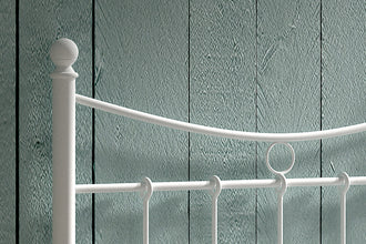 Eenpersoonsbed Sacha 90x200 – Wit Metalen Bedframe Inclusief Lattenbodem