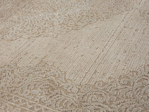 Vloerkleed Elyse Taupe 837 – Klassiek & Tijdloos Design