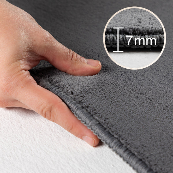 Vloerkleed SKY Grey – Effen, Modern & Praktisch – detailfoto 2