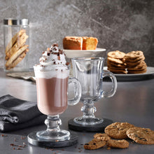 glazen mok voor irish coffee en warme dranken