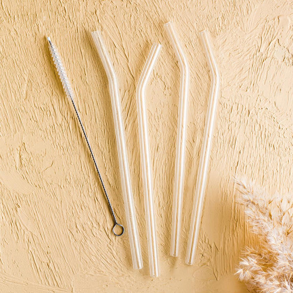 Glazen rietjes set – 4 herbruikbare rietjes + schoonmaakborstel – Eco vriendelijk & transparant