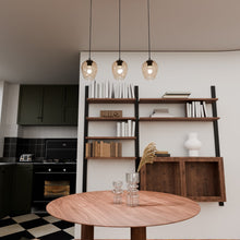 ISTAR 3-Lichts Langwerpige Hanglamp – Zwart Staal met Honingkleurige Glazen Kappen Eettafelmodel
