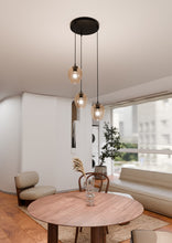 ISTAR 3-Lichts Hanglamp – Zwart Staal met Honingkleurige Glazen Kappen