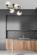 BRENDI 4-Lichts Plafondlamp – Zwart Staal met Honingkleurige Glazen Kappen
