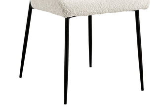 Eetkamerstoel Lisa – Bouclé Ecru – Zwarte Metalen Poten