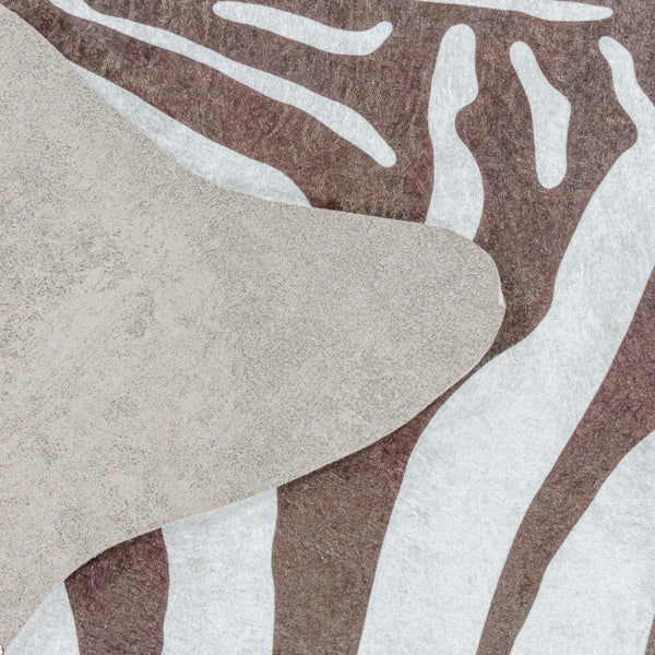 Vloerkleed ETOSHA 4111 Brown – Diervriendelijke Imitatie Dierenprint – detailfoto 2