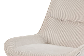 Eetkamerstoel AMELIE – Comfortabele corduroy stoel met metalen poten in zandkleur