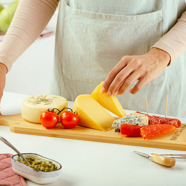 NAVA Serveerplank / Snijplank – Bamboe met Handvat – detailfoto 2