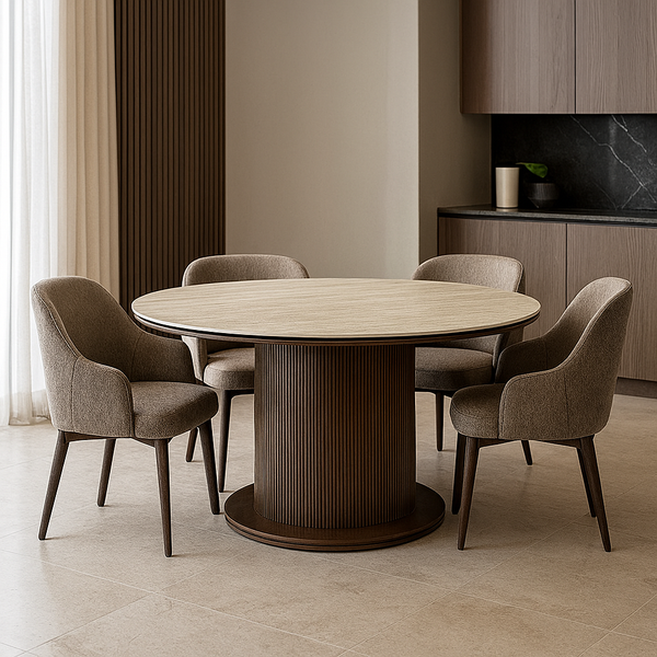 Design Ronde Eettafel AZUR Ø130 cm – Keramisch Tafelblad Beige & Ribbel Houten Poot – Moderne Luxe Eetkamertafel 76 cm Hoog
