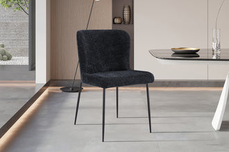 etkamerstoel Lisa Bouclé Donkergrijs – Moderne Comfortabele Stoel met Zwarte Poten