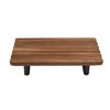 Acaciahouten serveerschaal op voet 28x15 cm rechthoekige houten serveerplank op voet uit de Acora collectie